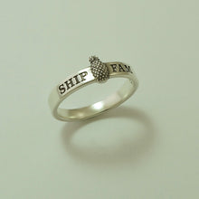 Load image into Gallery viewer, .925 Sterling Silver Ship Fam Ring